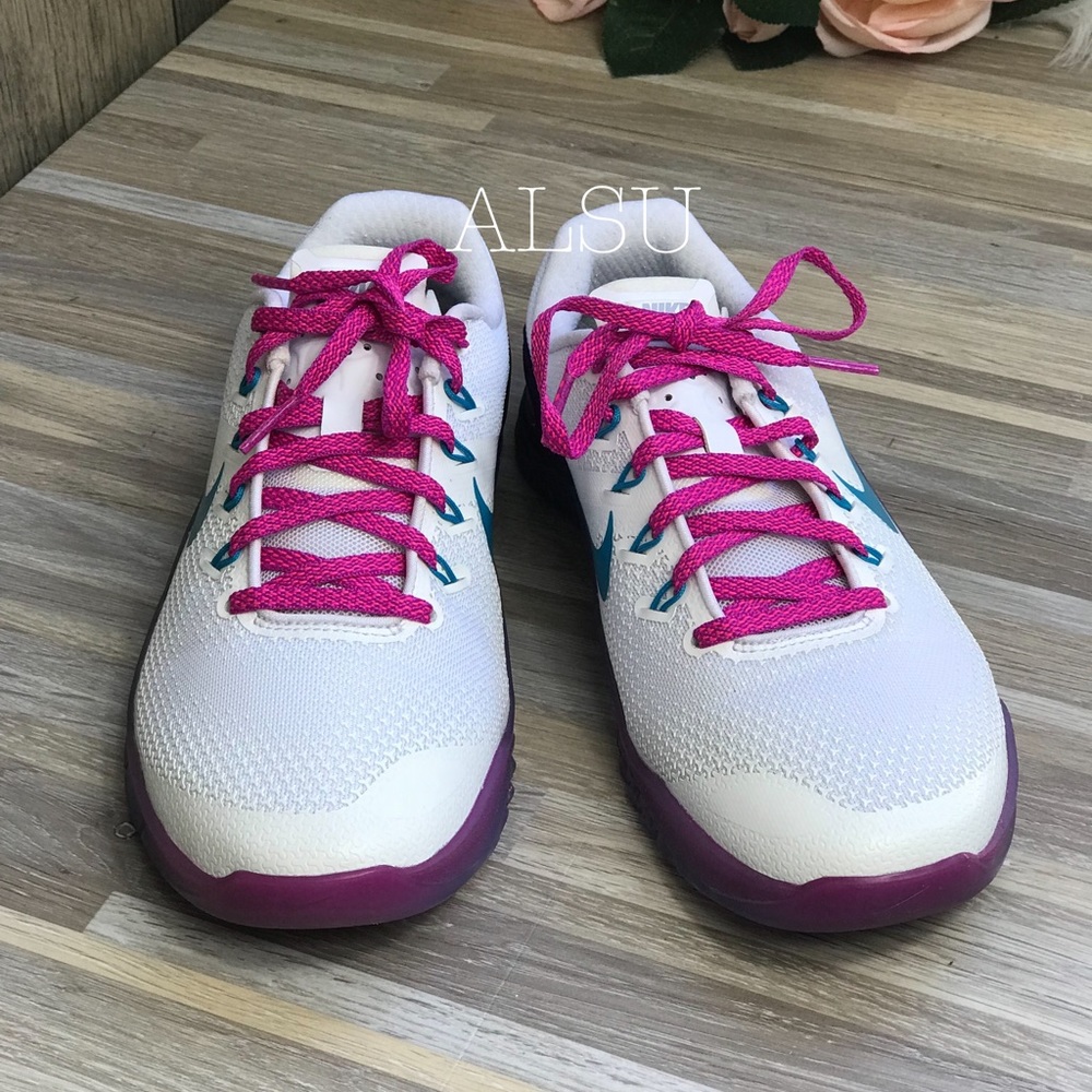 NikeID Metcon 4 White Violet Pink W AUTHENTIC - Picture 5 of 8